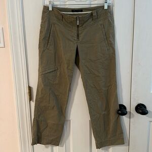 Theory Bergdorf Goodman Cropped Cargo Pants Size 2